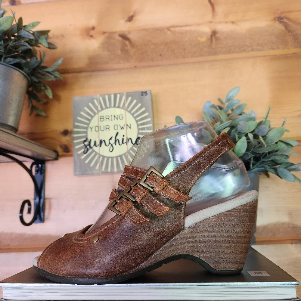 Caterpillar CAT Brown Leather Slingback Mary Jane Wedge Heel‎ Sandals Peep Toe 6